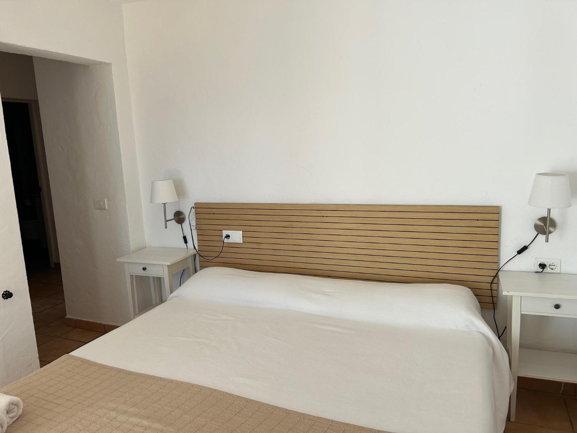 Casa de hóspedes Cala Moli 3*